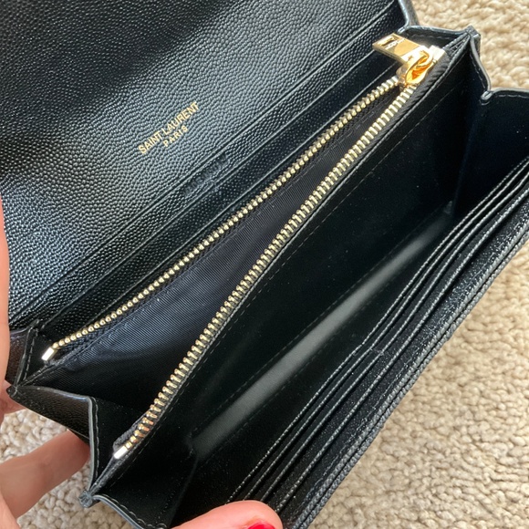 CASSANDRE MATELASSÉ LARGE FLAP WALLET IN GRAIN DE POUDRE EMBOSSED LEATHER - Picture 8 of 9